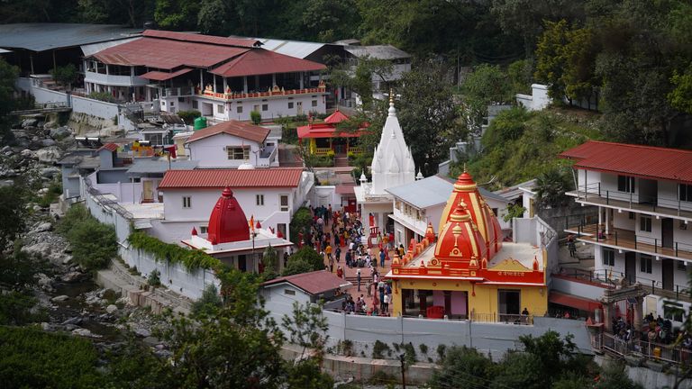 the famous Kainchi Dham Temple